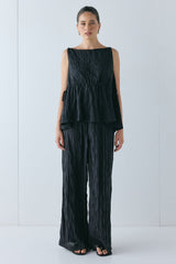 Indi Top Crinkle Black | VRG GRL near me