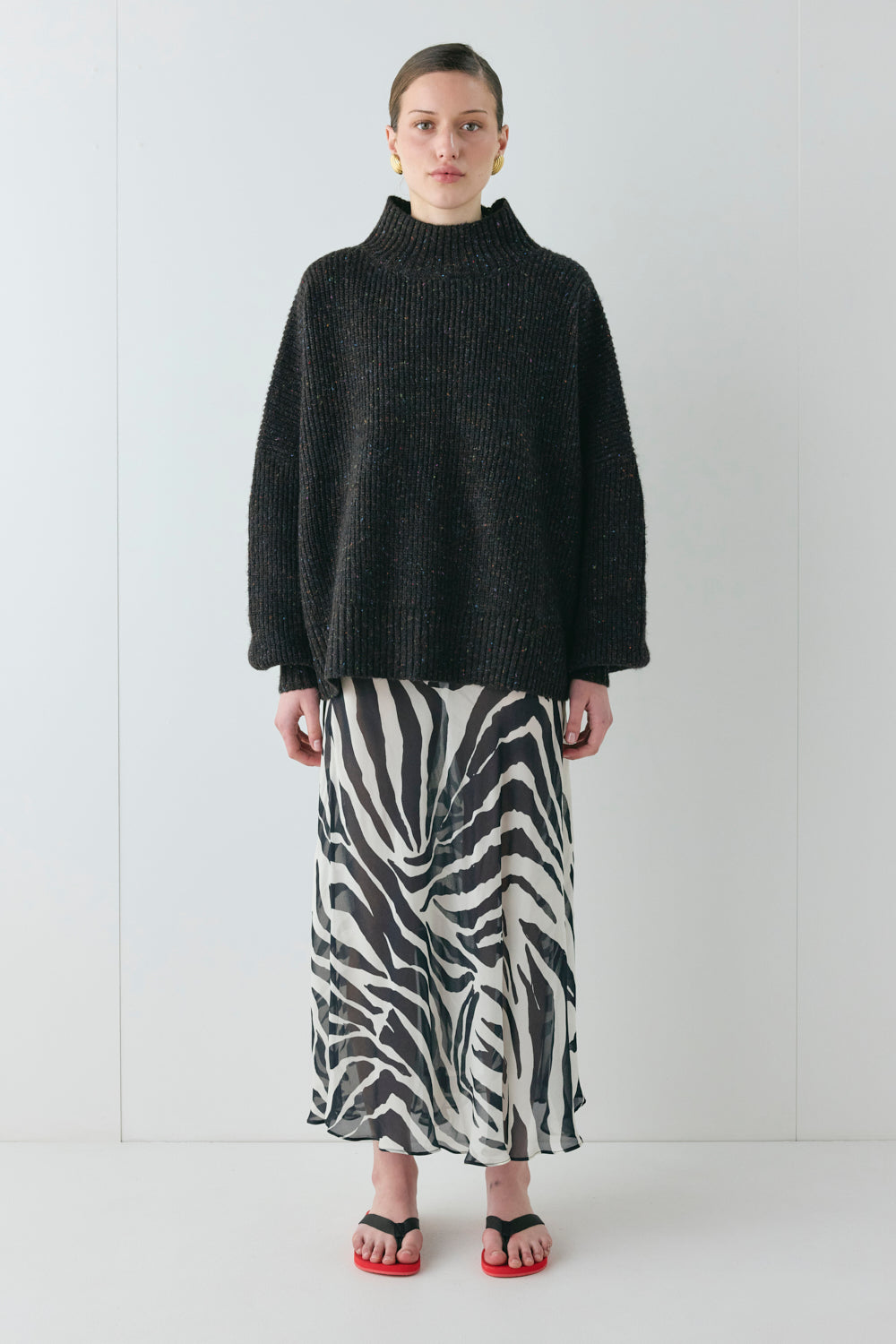 Yumi Knit Jumper Black Speckle | VRG GRL US