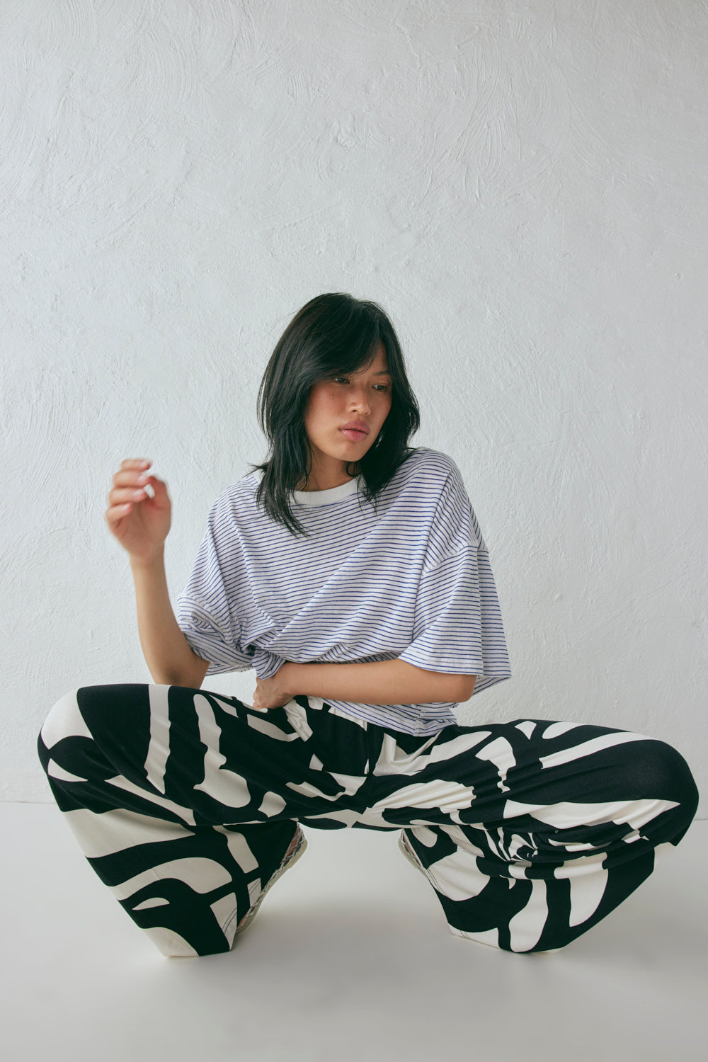 Willow Tee Navy Stripe | VRG GRL near me