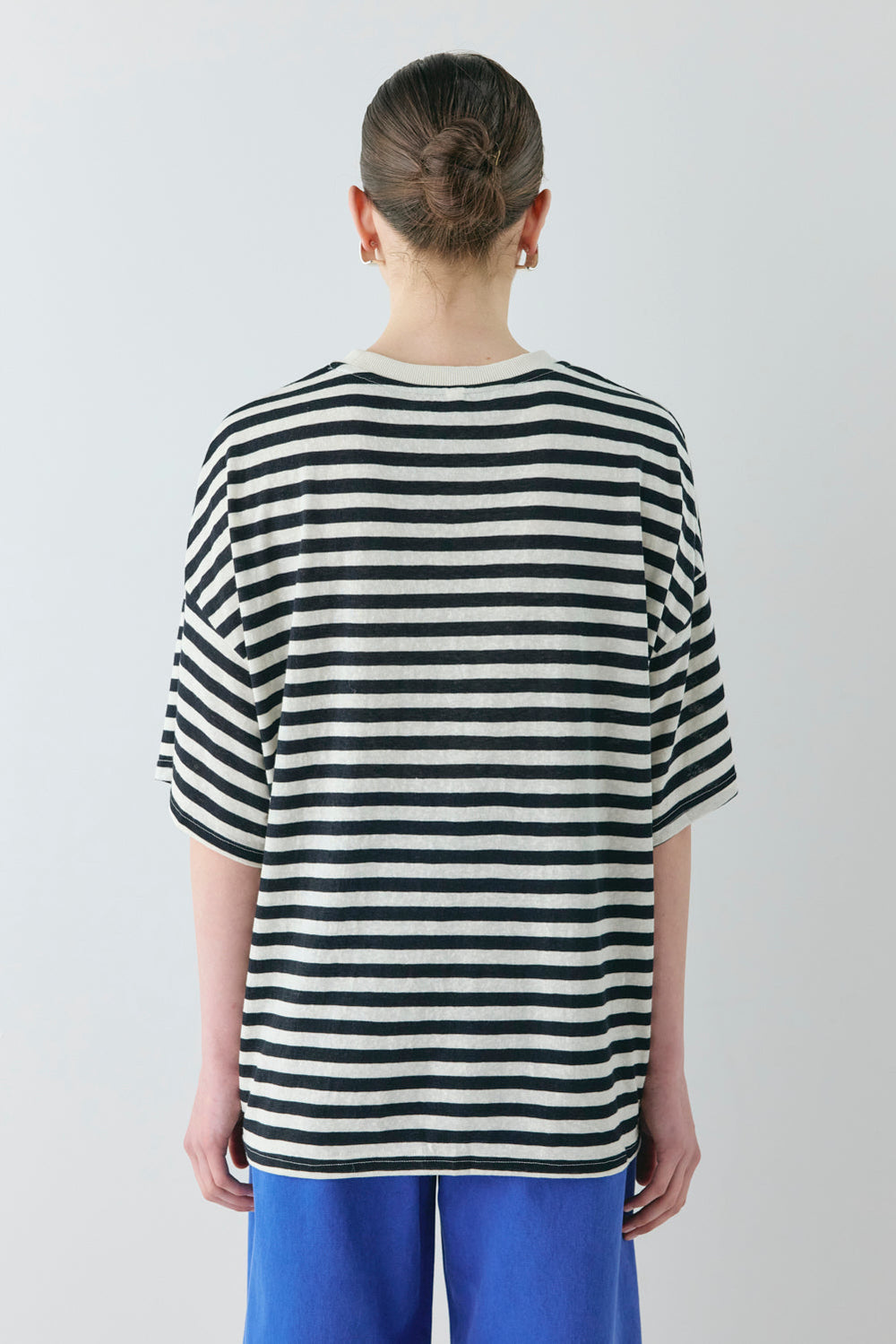 Willow Tee Black Stripe | VRG GRL online