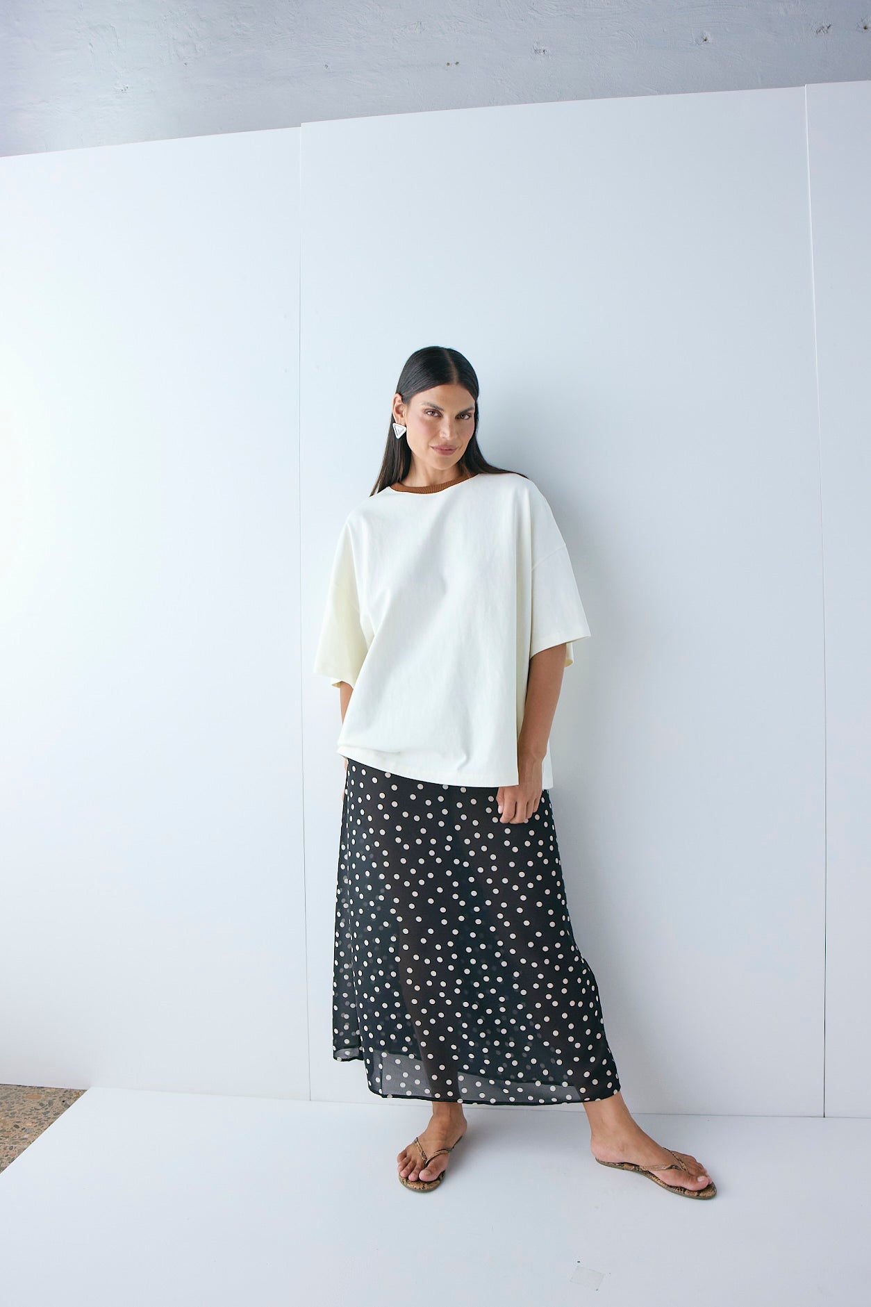 Willow Tee Cream | VRG GRL discount