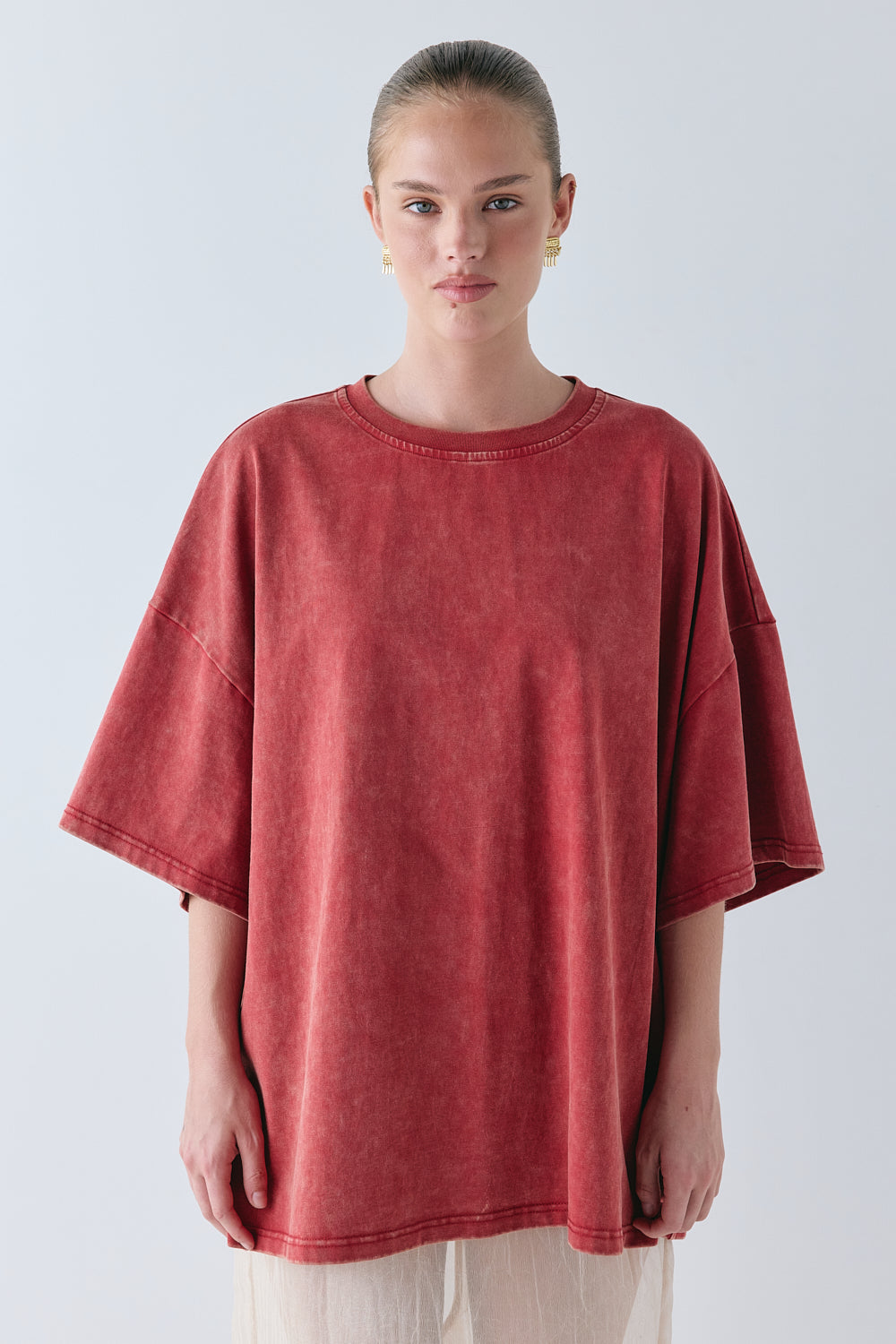 Willow Tee Chalk Red | VRG GRL near me