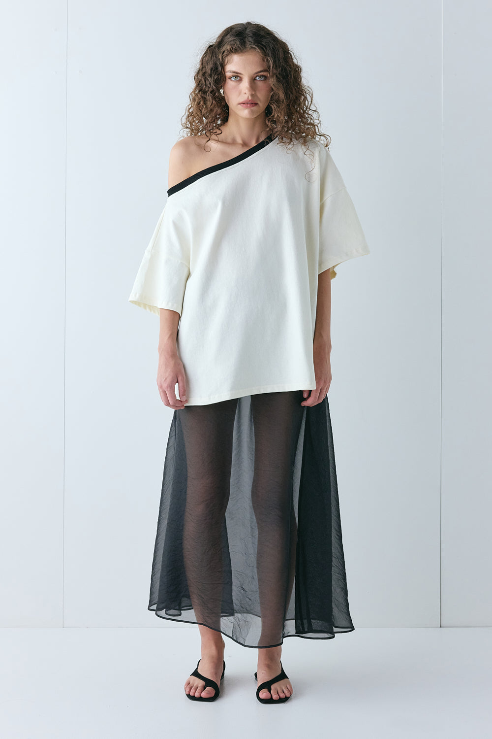Blake Tee Cream | VRG GRL sale