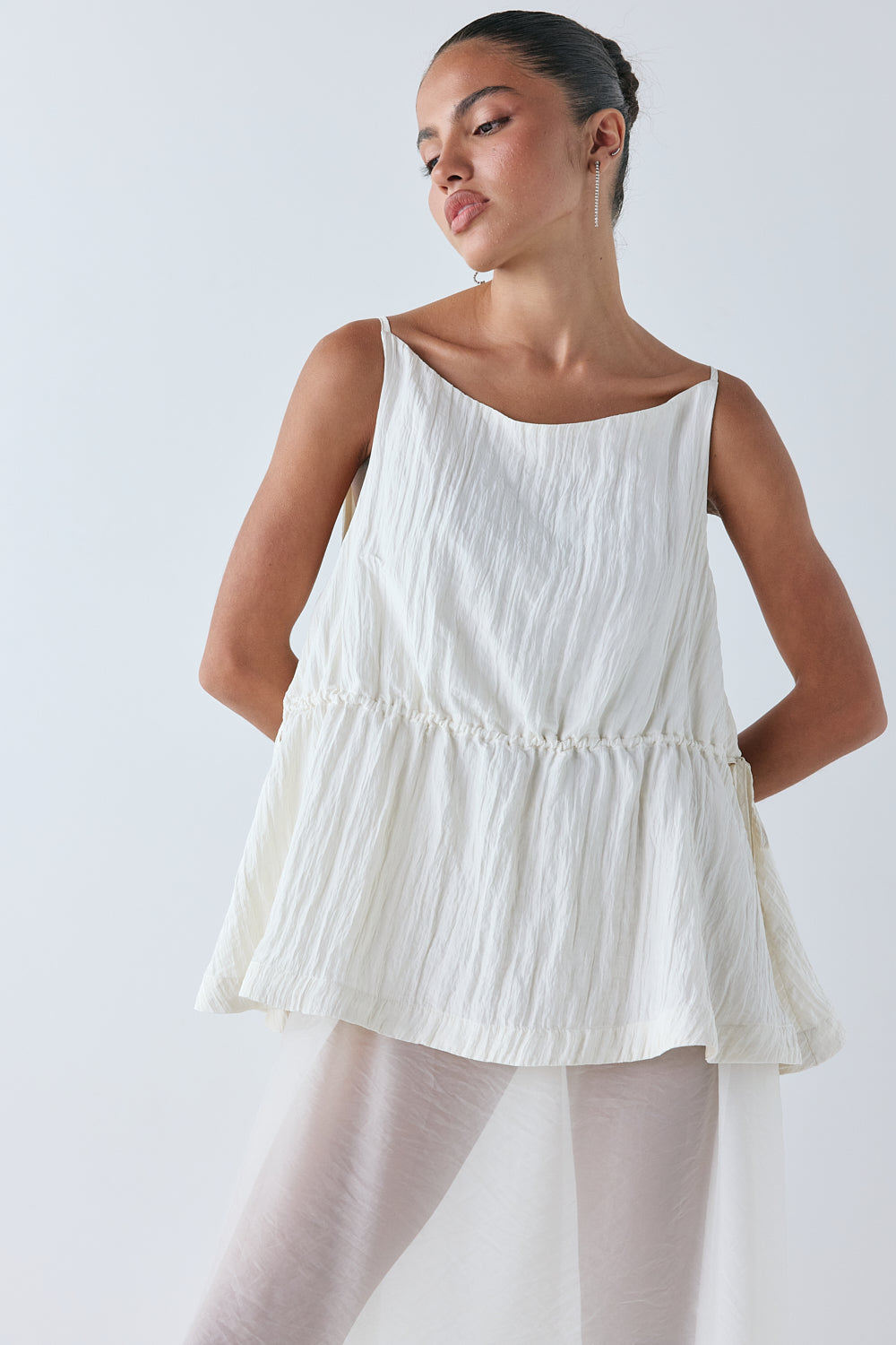 Indi Top Crinkle Cream | VRG GRL online