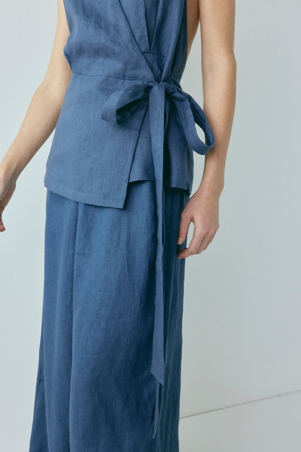 Prue Linen Top Navy | VRG GRL for sale