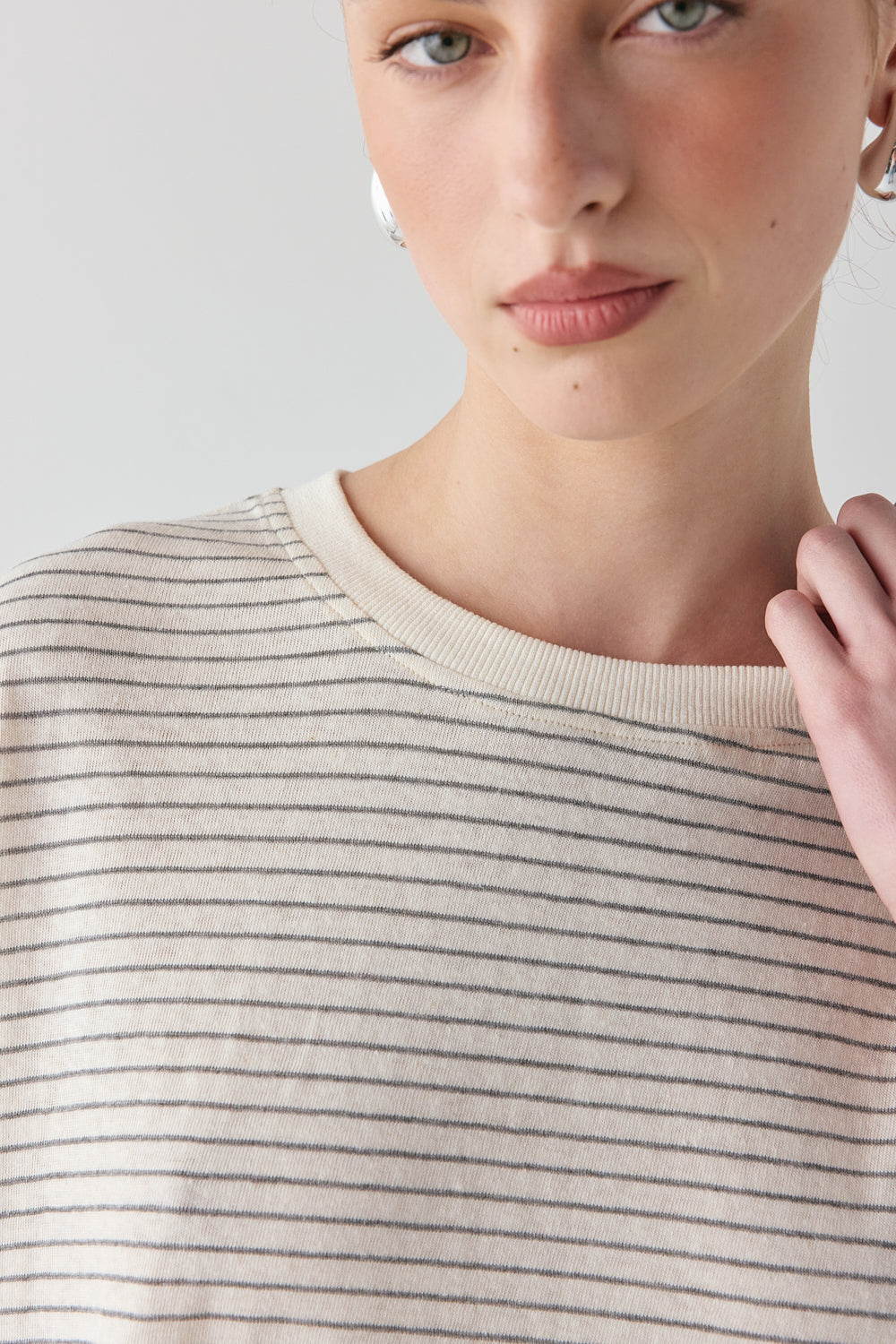 Willow Tee Grey Stripe | VRG GRL discount