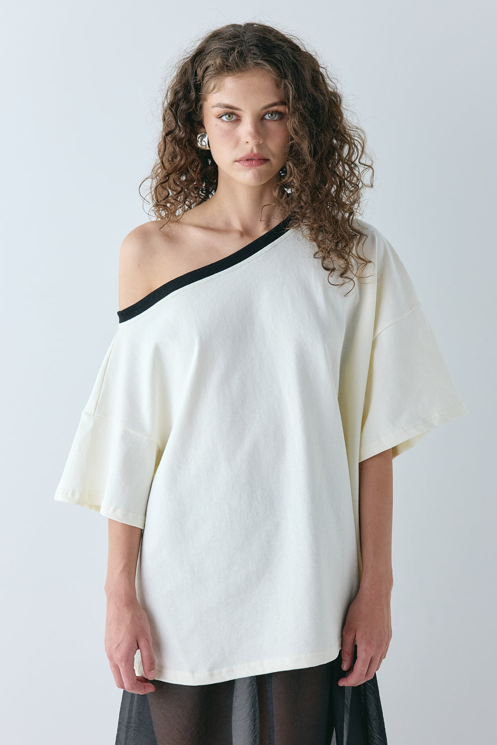 Blake Tee Cream | VRG GRL sale