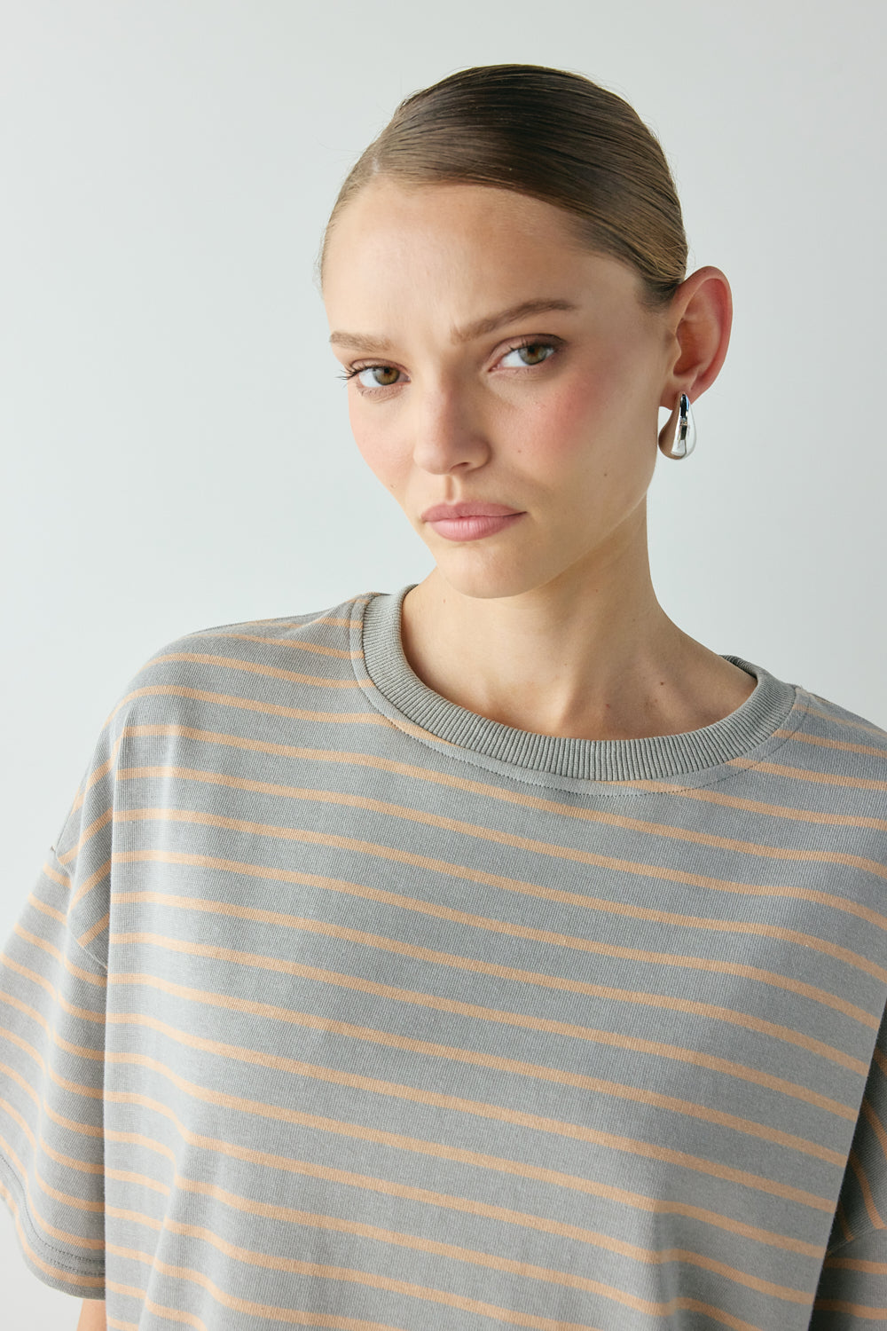 Willow Tee Apricot Stripe | VRG GRL US