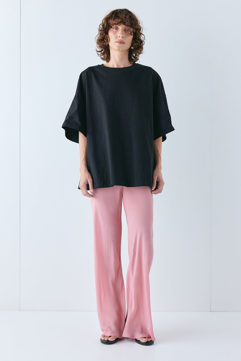 Willow Tee Black | VRG GRL sale