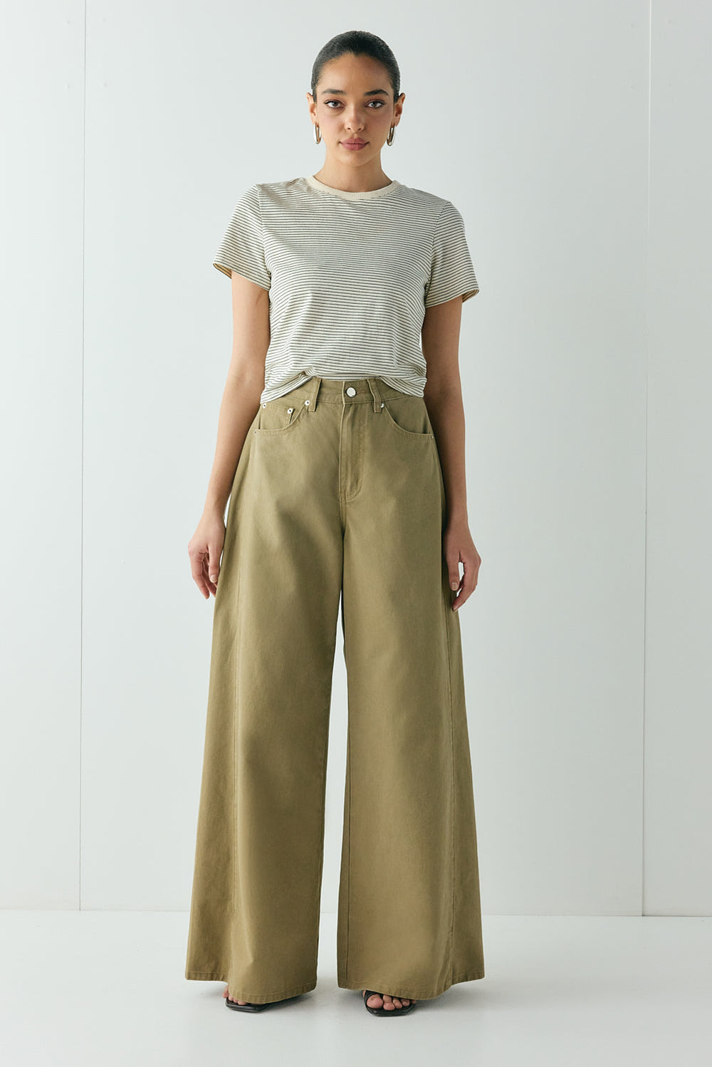 Hart High Rise Denim Jeans Khaki | VRG GRL for sale