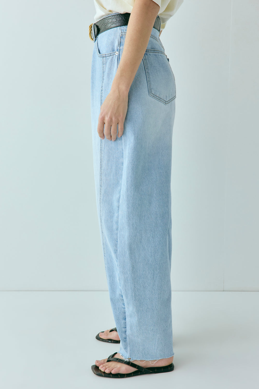 Nyra High Rise Barrel Denim Jeans Light Blue | VRG GRL discount