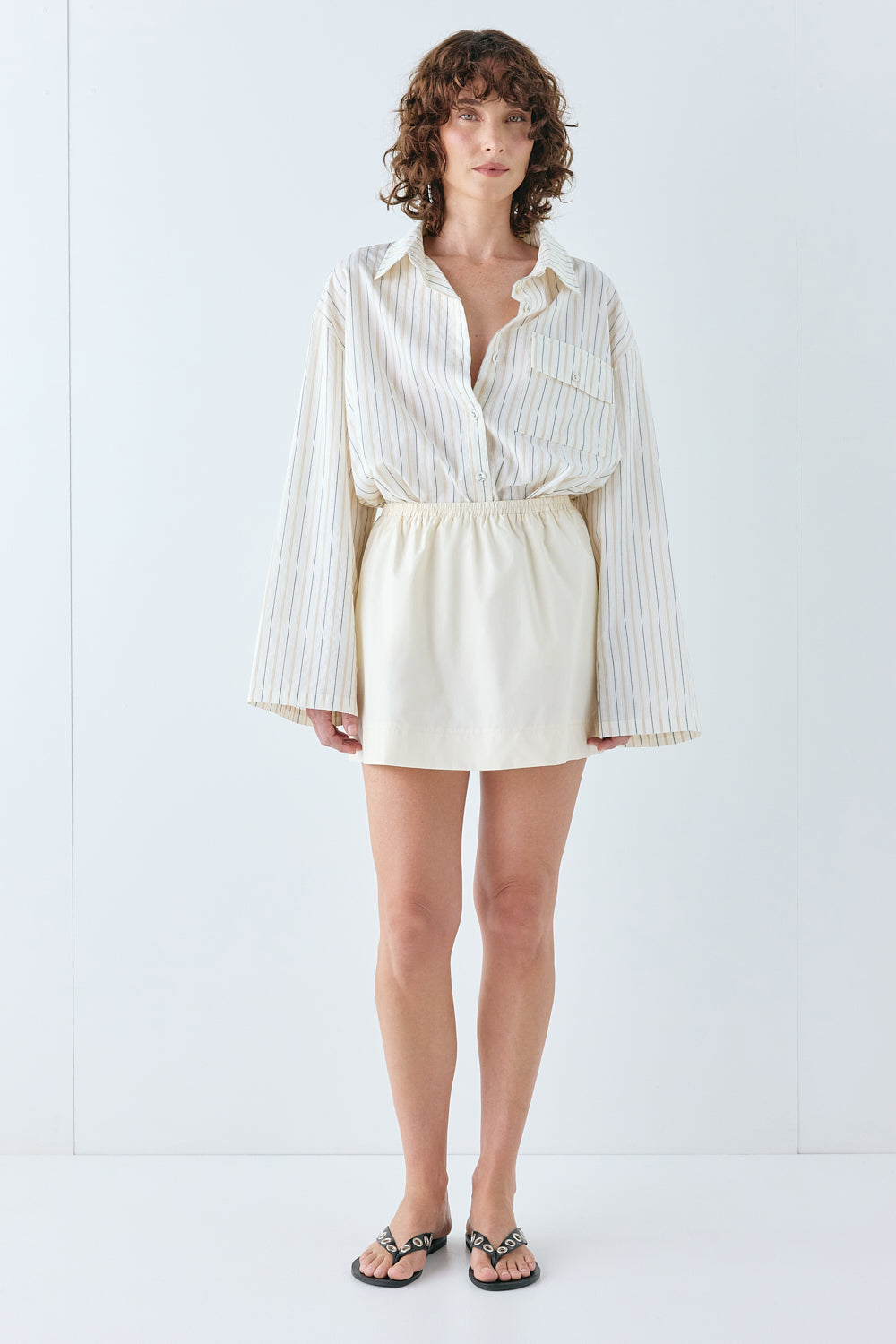 Elka Mini Skirt Cream | VRG GRL online