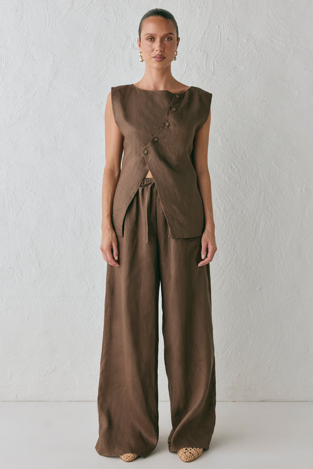Raya Linen Pants Chocolate | VRG GRL sale