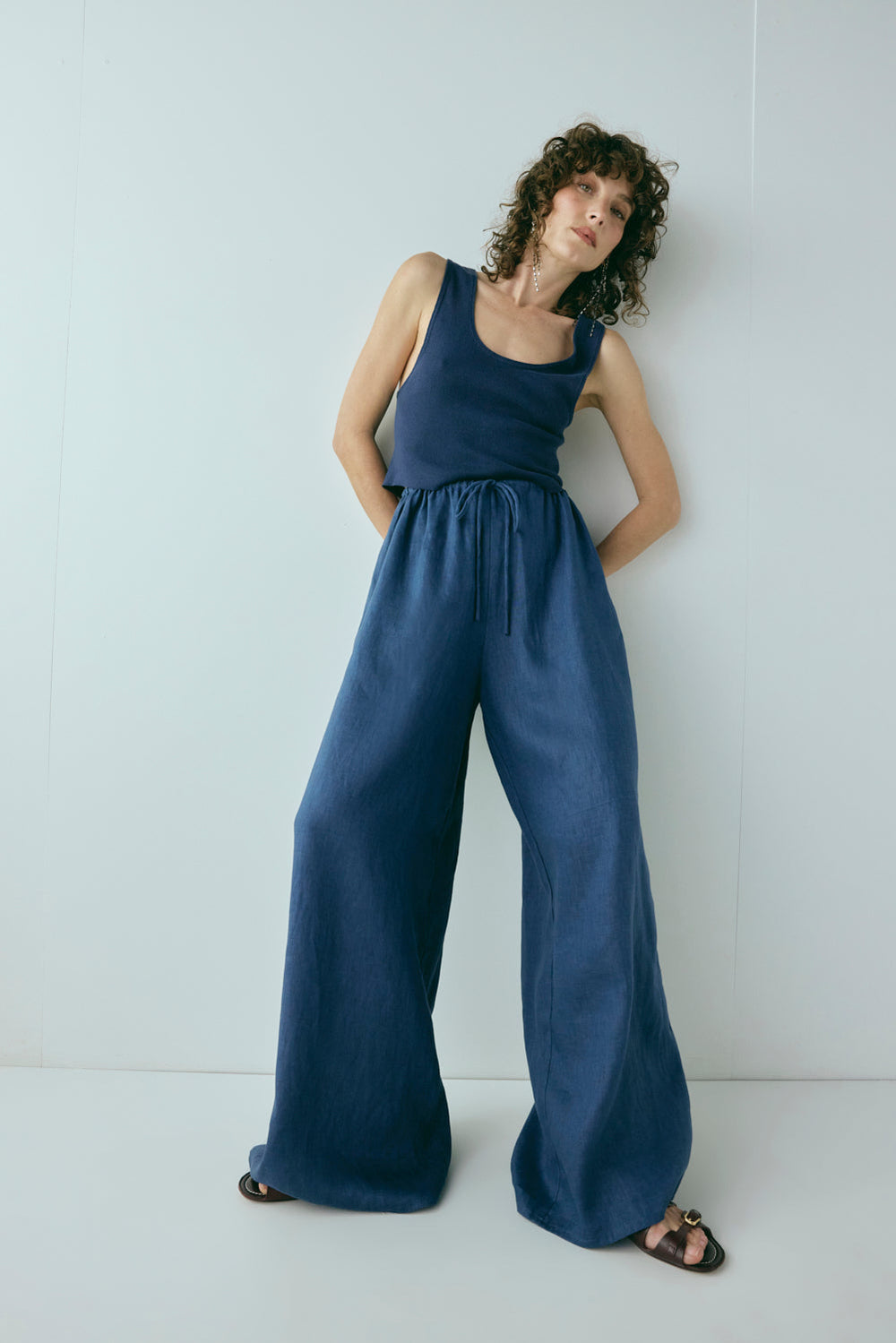 Raya Linen Pants Navy | VRG GRL US