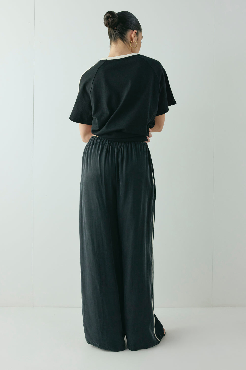 Moonscapes Pants Black | VRG GRL online