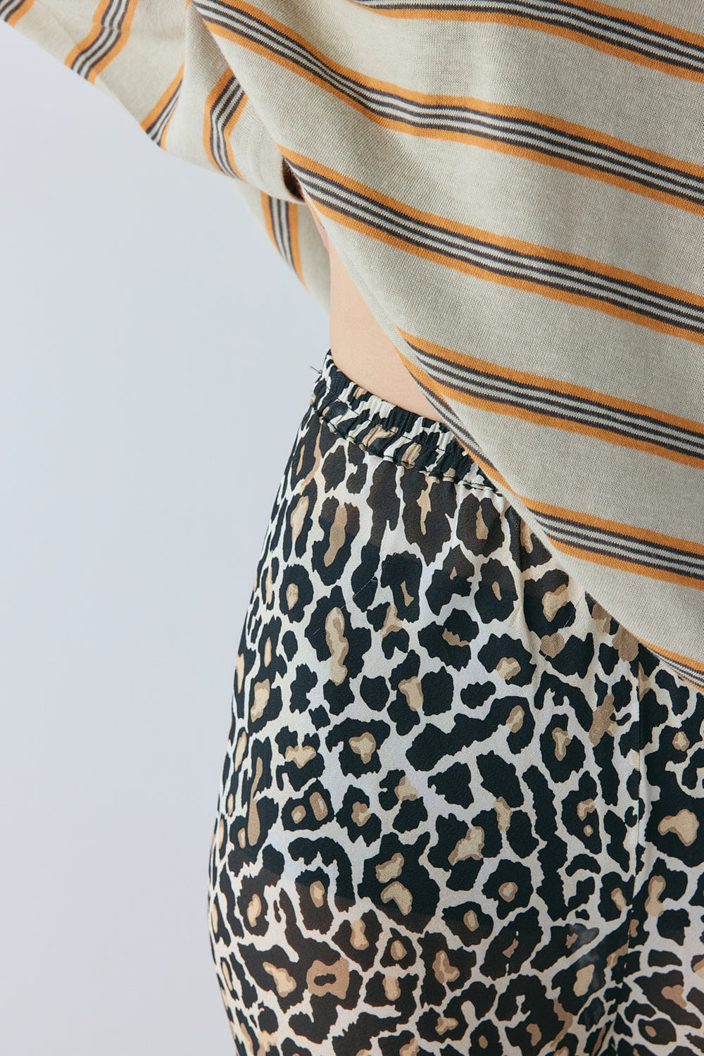 Remi Sheer Pants Leopard | VRG GRL online