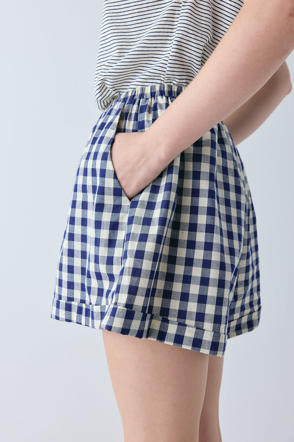 Freda Shorts Navy Check | VRG GRL on sale