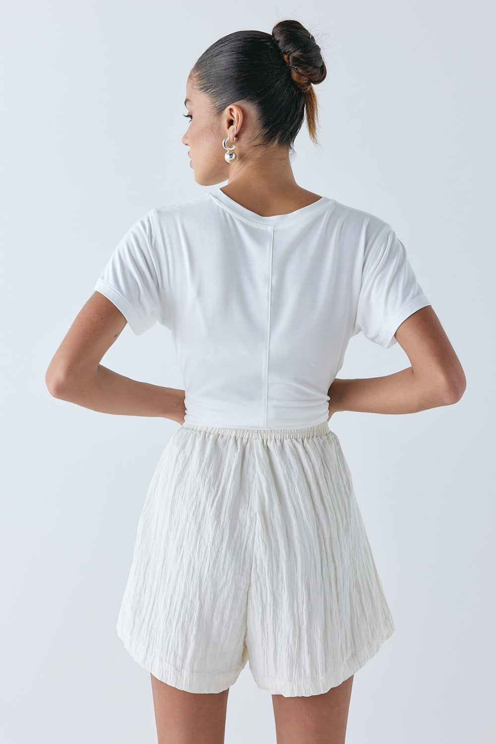 Annika Shorts Crinkle Cream | VRG GRL discount