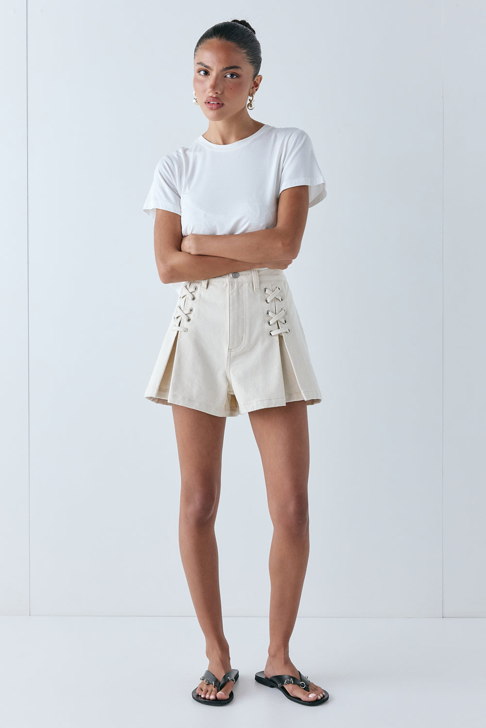 Mira Denim Shorts Cream | VRG GRL online