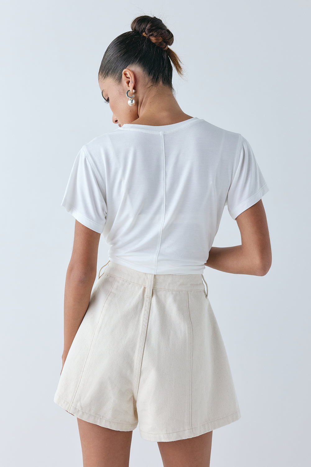 Mira Denim Shorts Cream | VRG GRL online