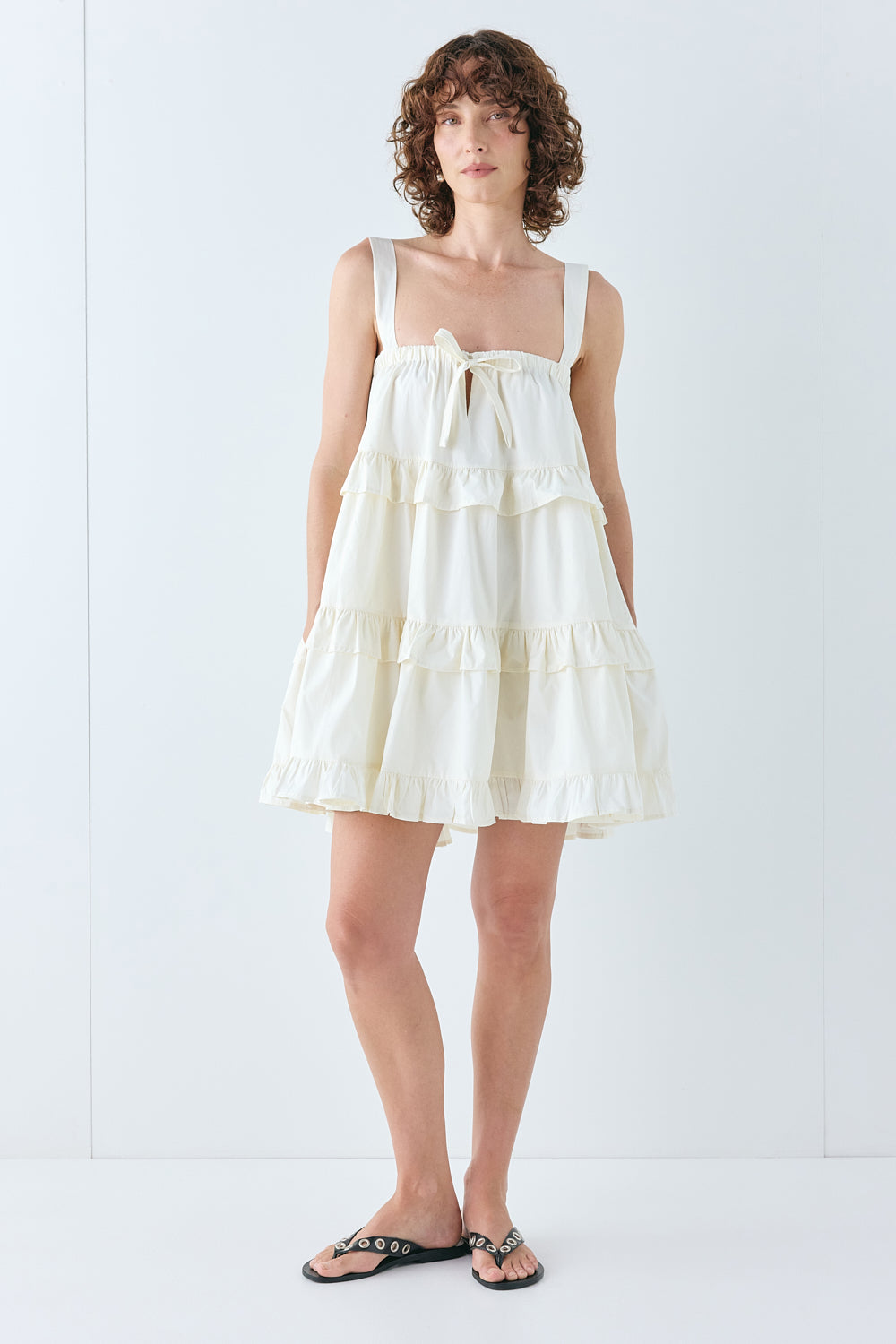 Lila Mini Dress Cream | VRG GRL online