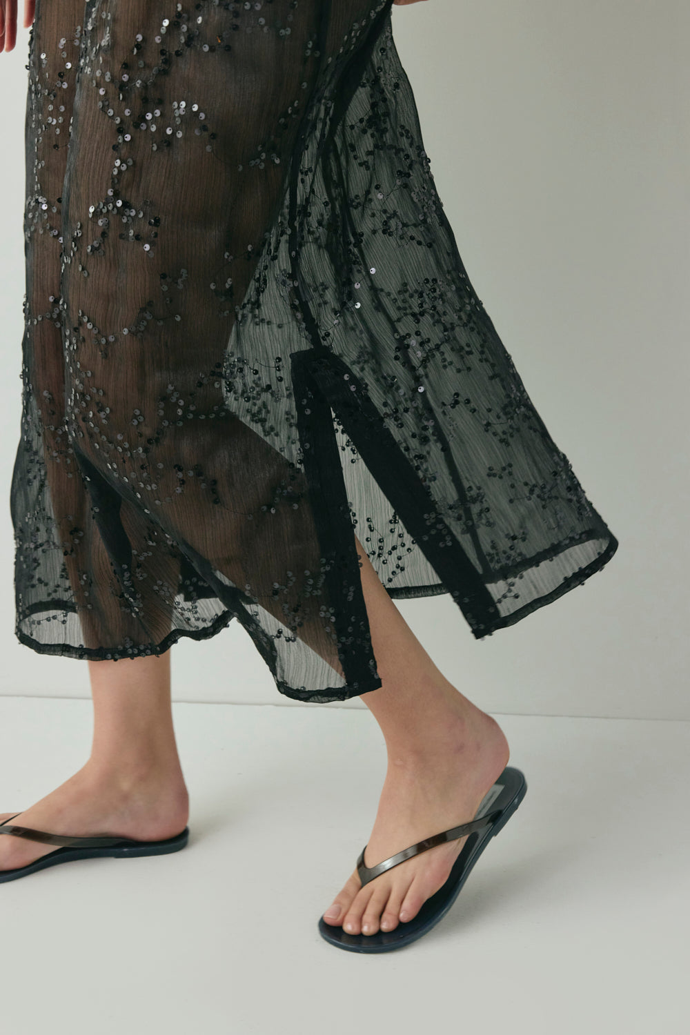 Neve Sequin Midi Dress Black | VRG GRL discount
