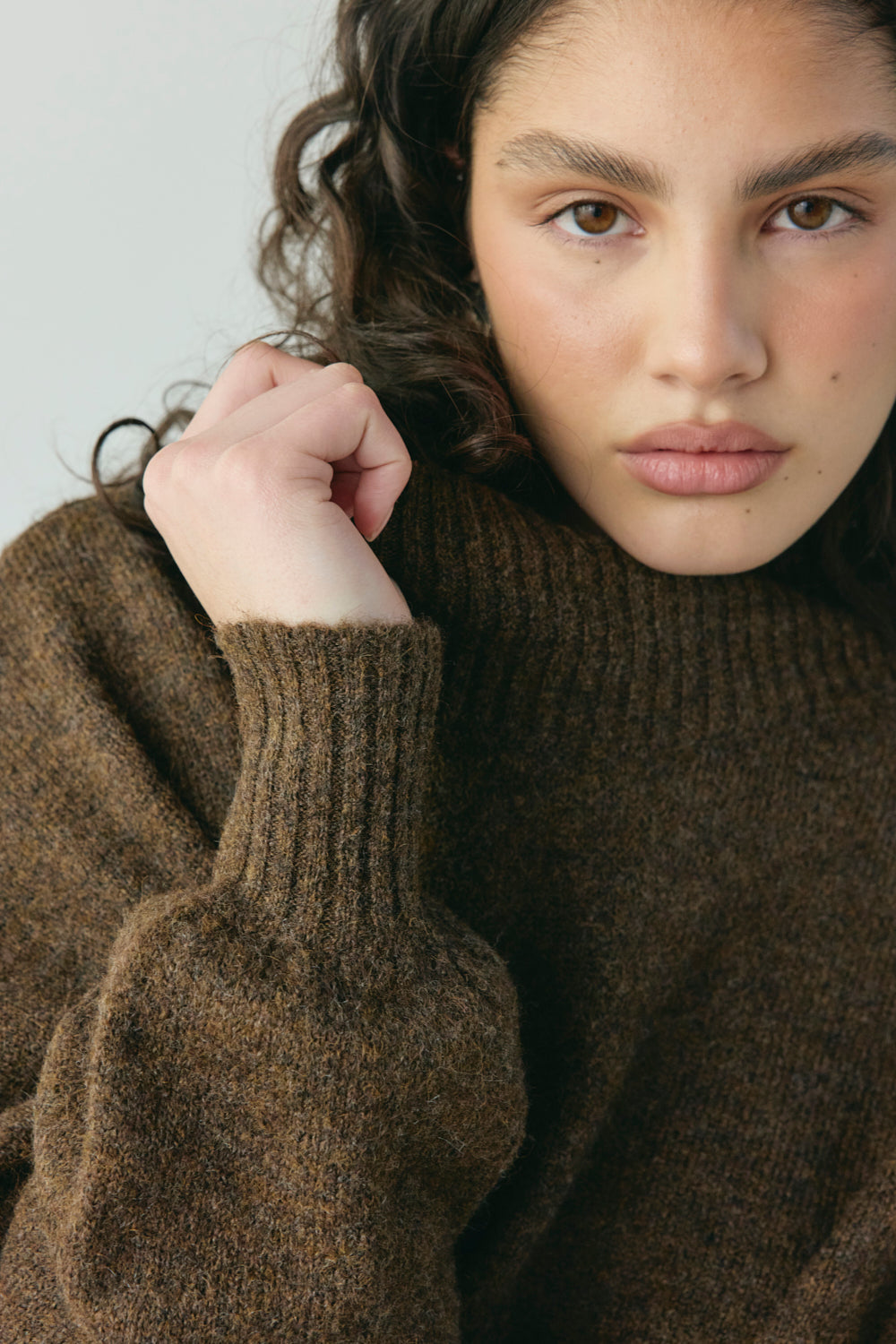 Yumi Knit Jumper Coffee | VRG GRL on sale