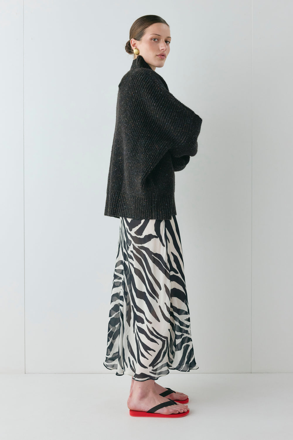 Yumi Knit Jumper Black Speckle | VRG GRL US
