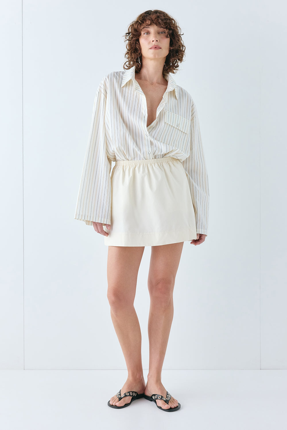 Elka Mini Skirt Cream | VRG GRL online