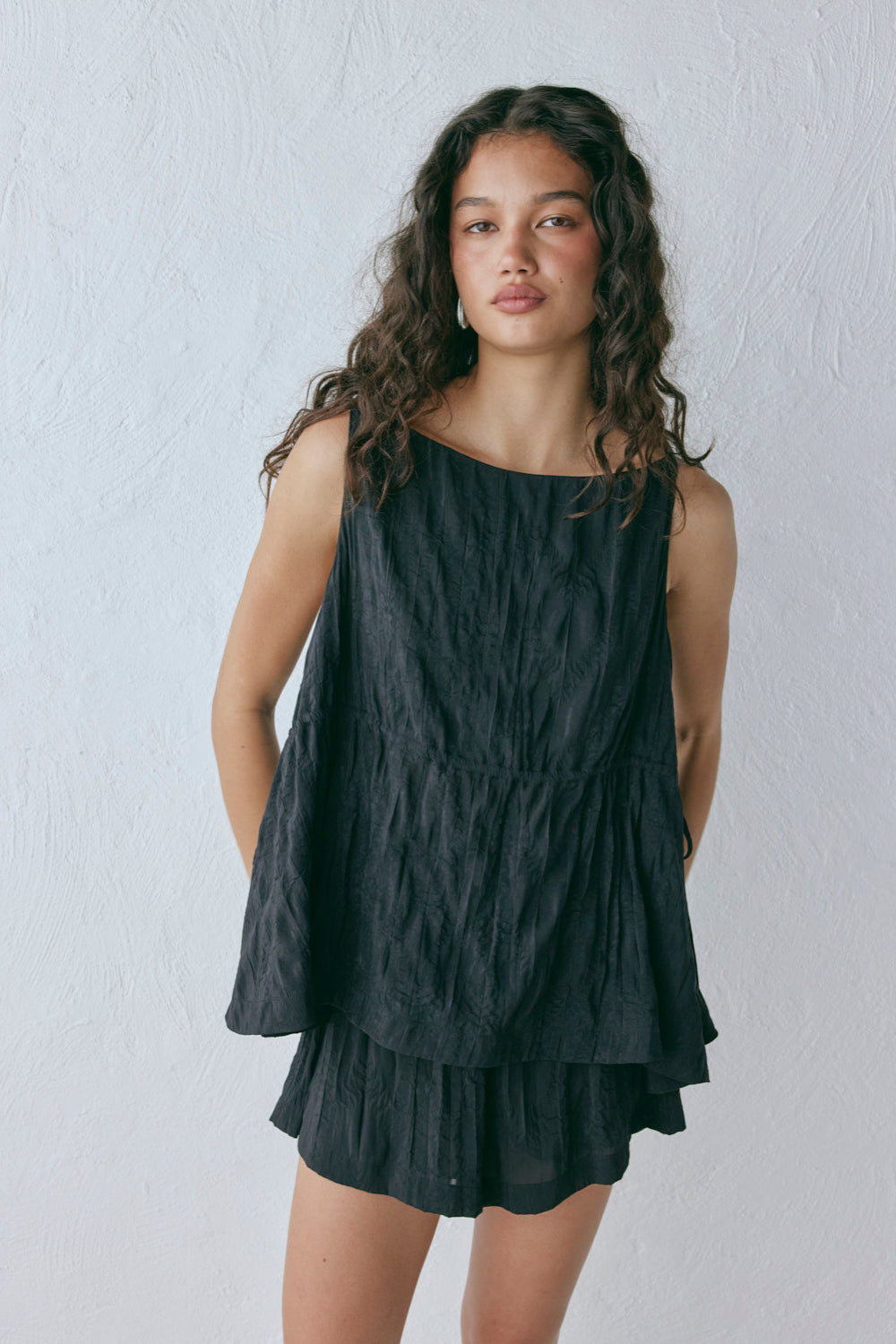Indi Top Crinkle Black | VRG GRL on sale