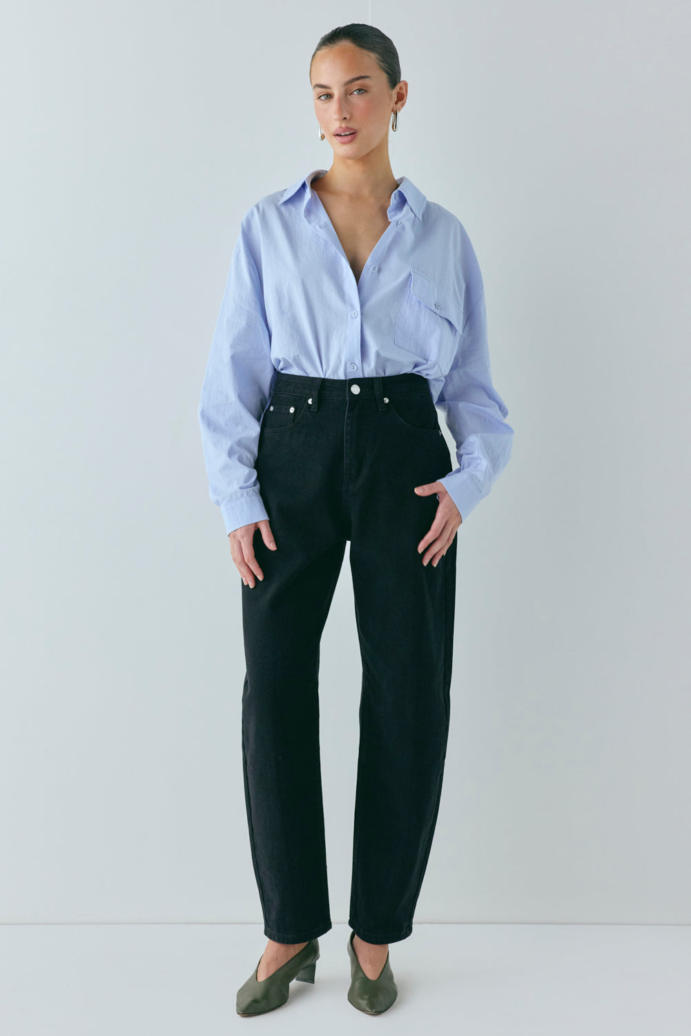 Lex Mid Rise Barrel Denim Jeans Black | VRG GRL discount